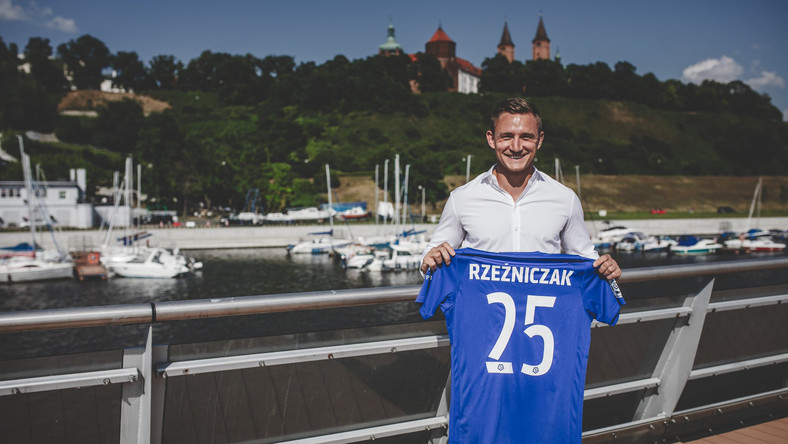 Jakub Rzeźniczak wraca do Ekstraklasy!