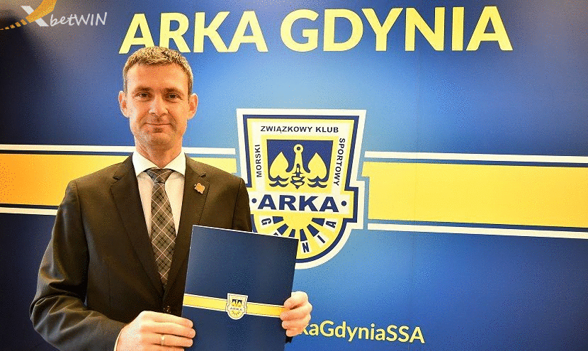 Ekstraklasa: Rogić nowym trenerem Arki.
