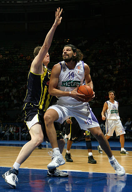 Real Madryt i lider grupy Fenerbahce